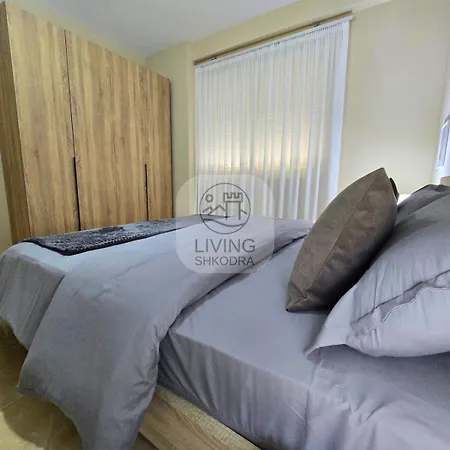 Apartment Living - Cozy *