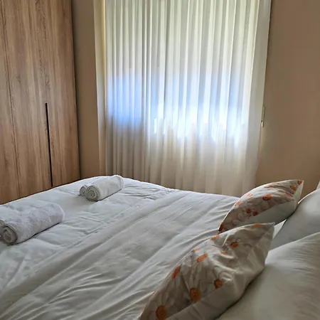 Living - Cozy Apartment